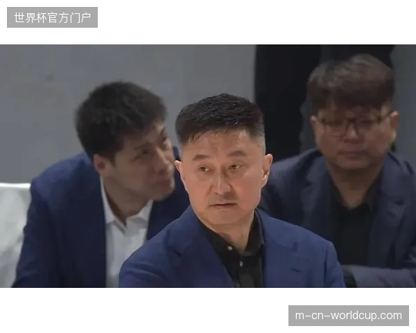杜锋指导的广东队外线投射集体失准,球队核心奎因独木难支无力回天遗憾止步八强 杜锋指导的广东队外线投射集体失准,球队核心奎因独木难支无力回天遗憾止步八强